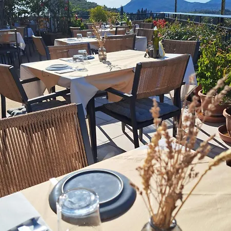 75 Steps 4* Mesongí