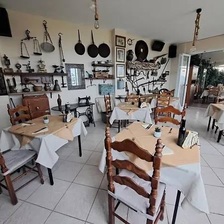 75 Steps Hotel apartamentowy Mesongí