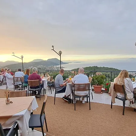 Aparthotel 75 Steps Mesongí