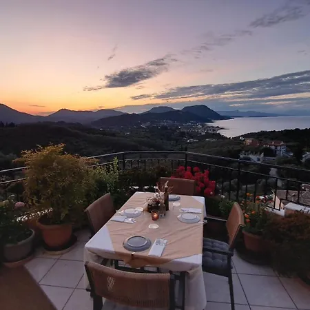 75 Steps 4* Mesongí