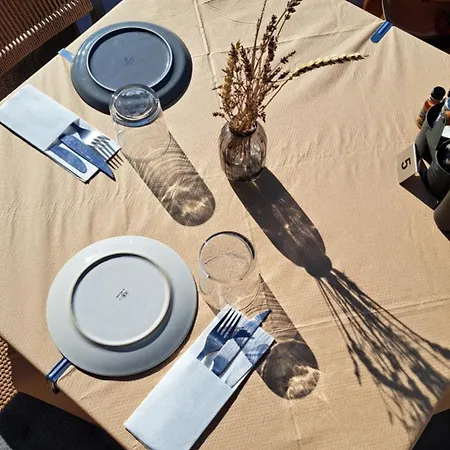 Aparthotel 75 Steps Mesongí