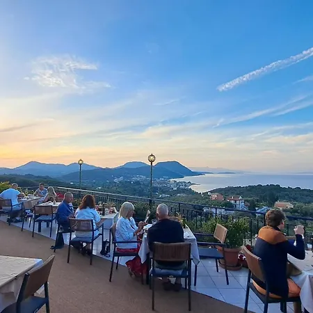 Aparthotel 75 Steps Mesongí