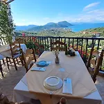 Apartmanhotel 75 Steps 4*